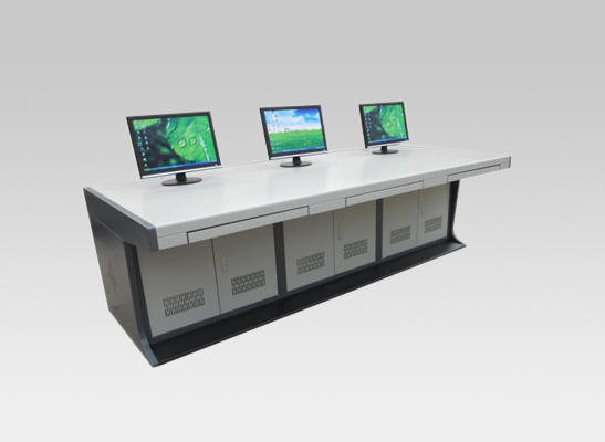 監(jiān)控操作臺